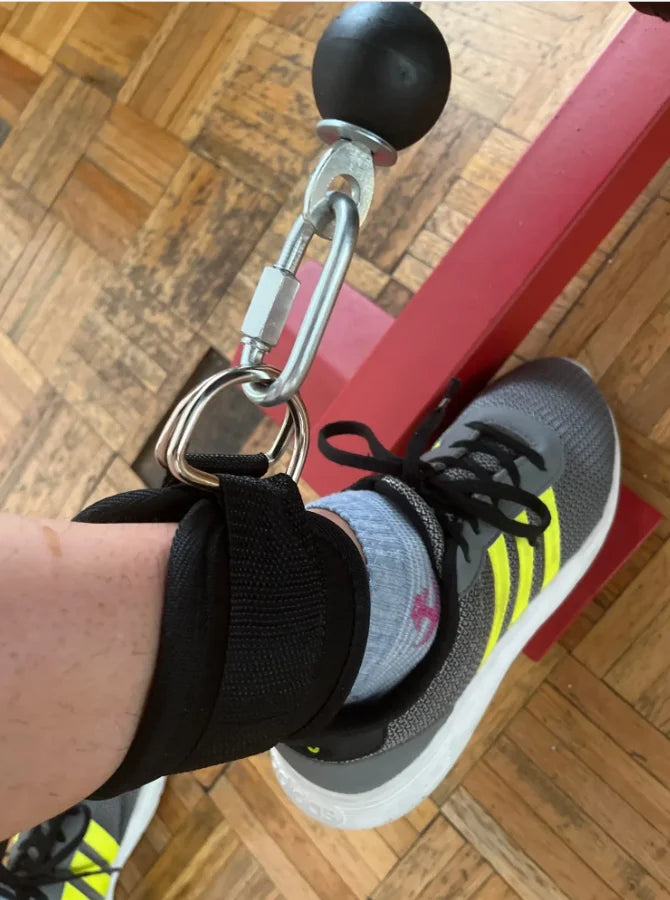 Ankelstropp med D-ring til kickbacks